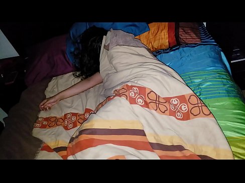 ❤️ Stepson berači svojo mlado mačeho, medtem ko ona spi. ❤ Fucking video na sl.prendiporno.ru ❤
